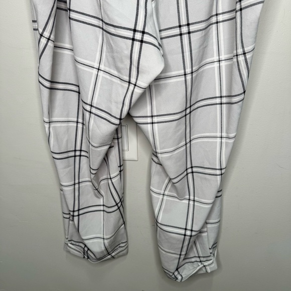 Torrid Light Grey Pull-On Taper Stretch Crepe High-Rise Tie-Front Pant Size 3x - Picture 10 of 14